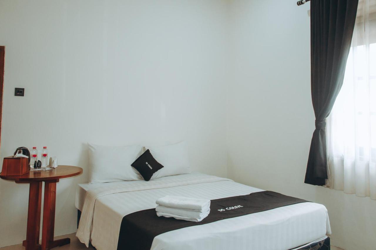 Ds Colive Marina Airport Hotel Semarang Buitenkant foto